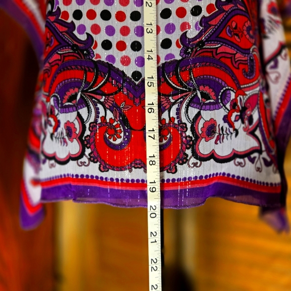 VINTAGE, HANDKERCHIEF BLOUSE - Picture 2 of 11